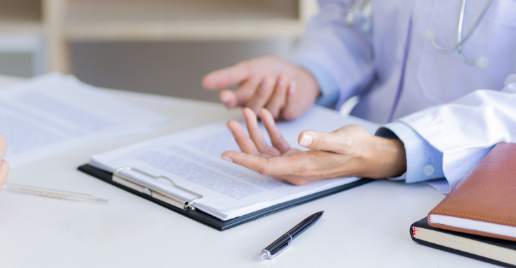 AI advisor speaking to healthcare professional